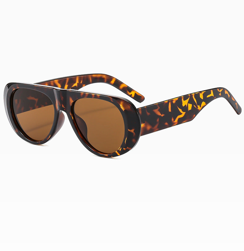 Sleek Stylish Versatile Vintage Sunglasses With A Unique Modern Twist