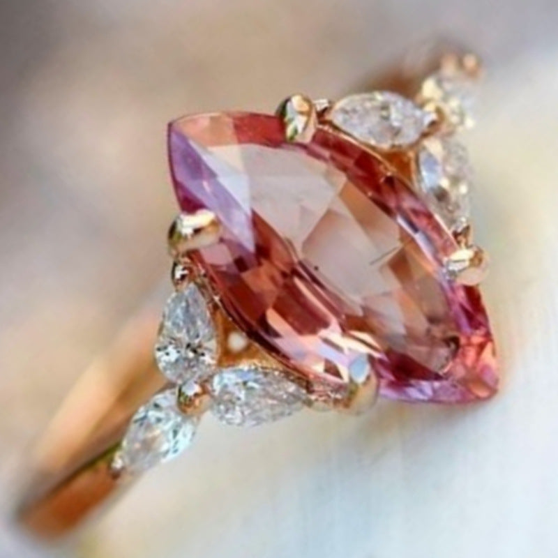 Niche Light-luxury Zircon Ring With A Sophisticated High-end Vibe