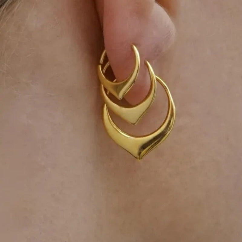 Fashionable And Creative Delicate Earrings For Women