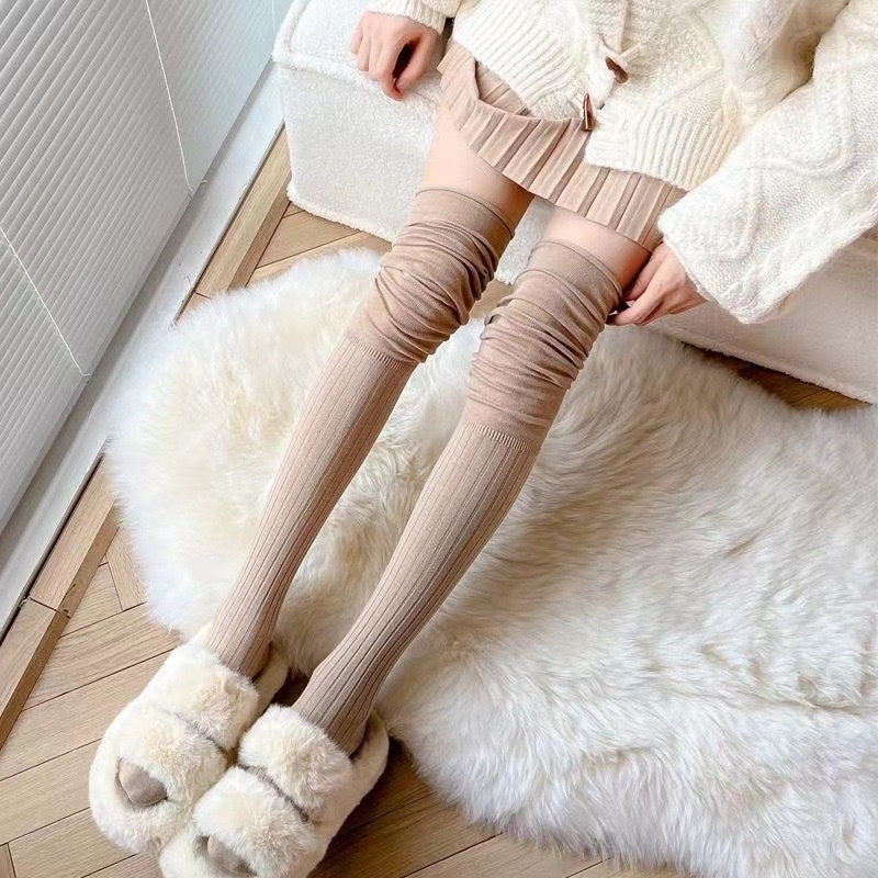 Womens Knee-High Cotton Socks For Spring And Autumn
