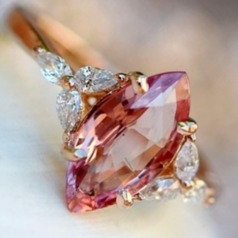 Niche Light-luxury Zircon Ring With A Sophisticated High-end Vibe