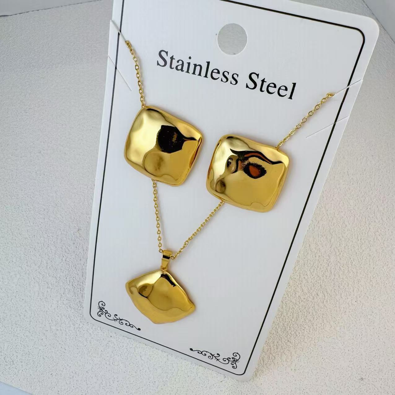 New Stainless Steel Plated 18k Gold Necklace Earring Set